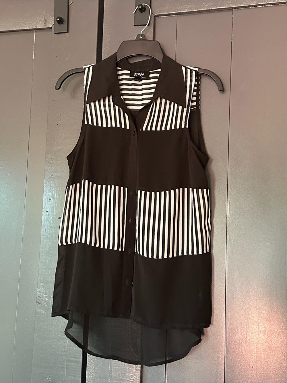 by & by Black and White Striped Sleeveless Button-Front Blouse
